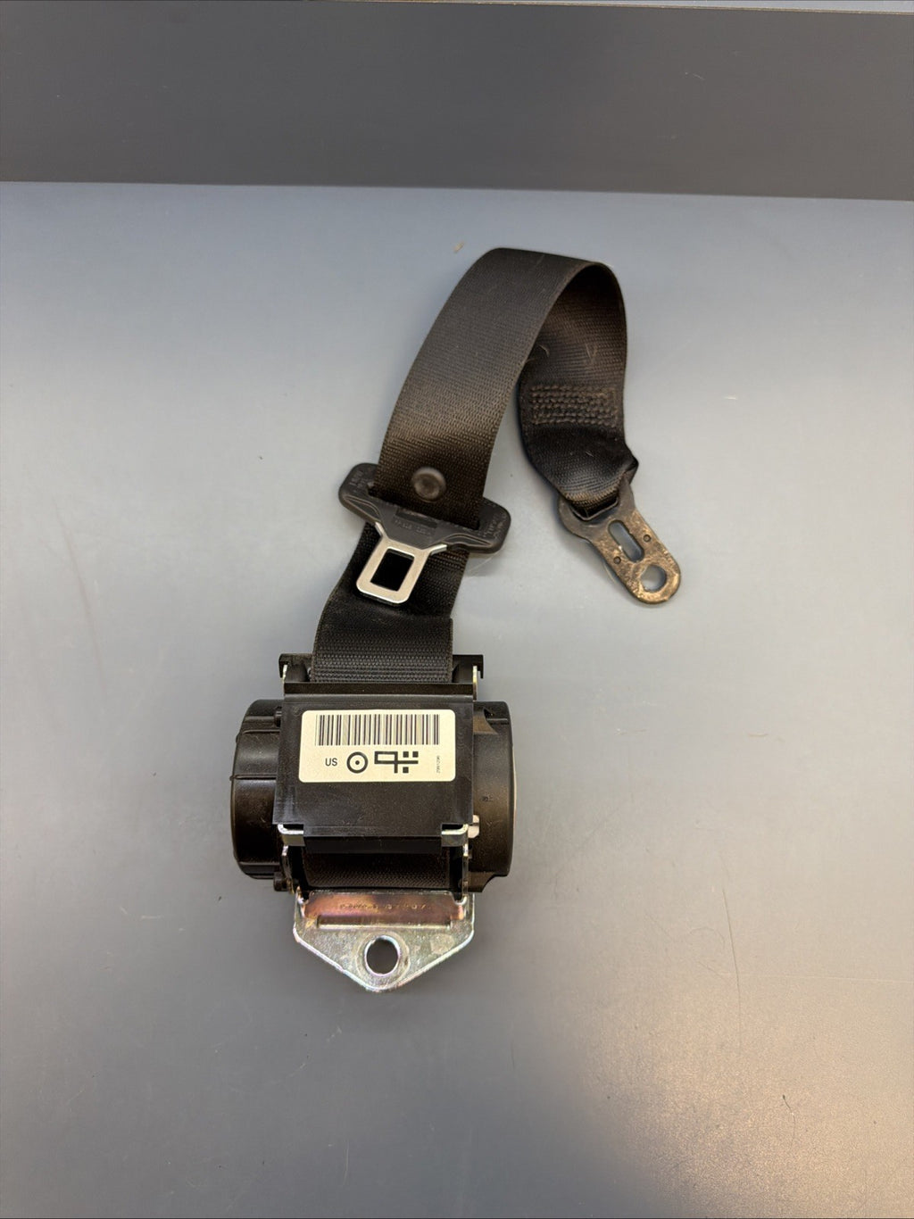 OEM Rear Right Or Left Seatbelt FOR 2012 2013 2014 2015 BMW X1 E84 608201000D
