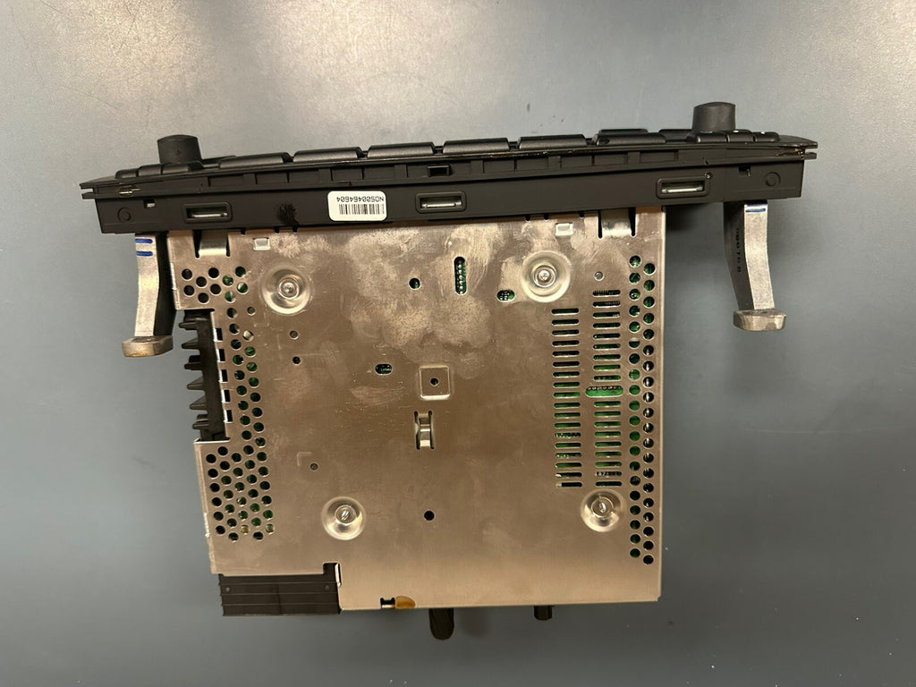 06-09 BMW E90 3 Ser Profession FM Radio CD MP3 Player SAT Receiver OEM 9189200
