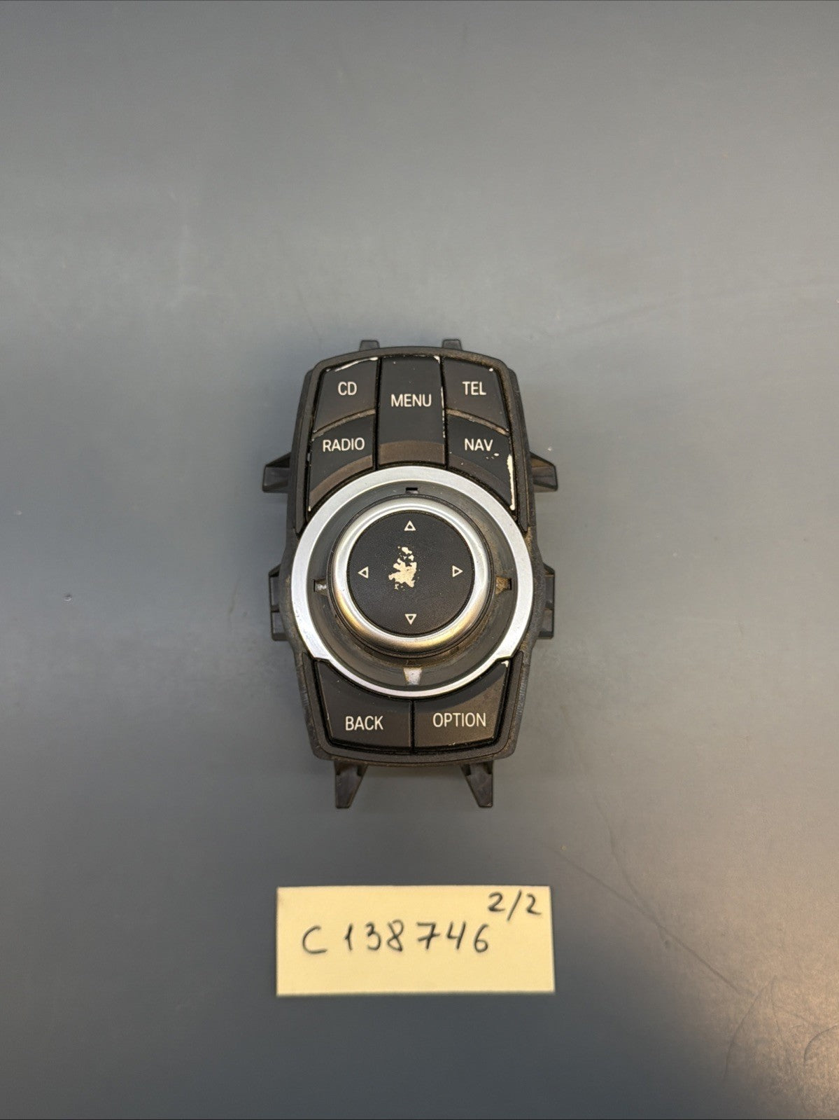 07-14 BMW E70 E71 E72 E60 E63 E81 E88 E90 E92 E84 X5 Media CONTROL 9205177