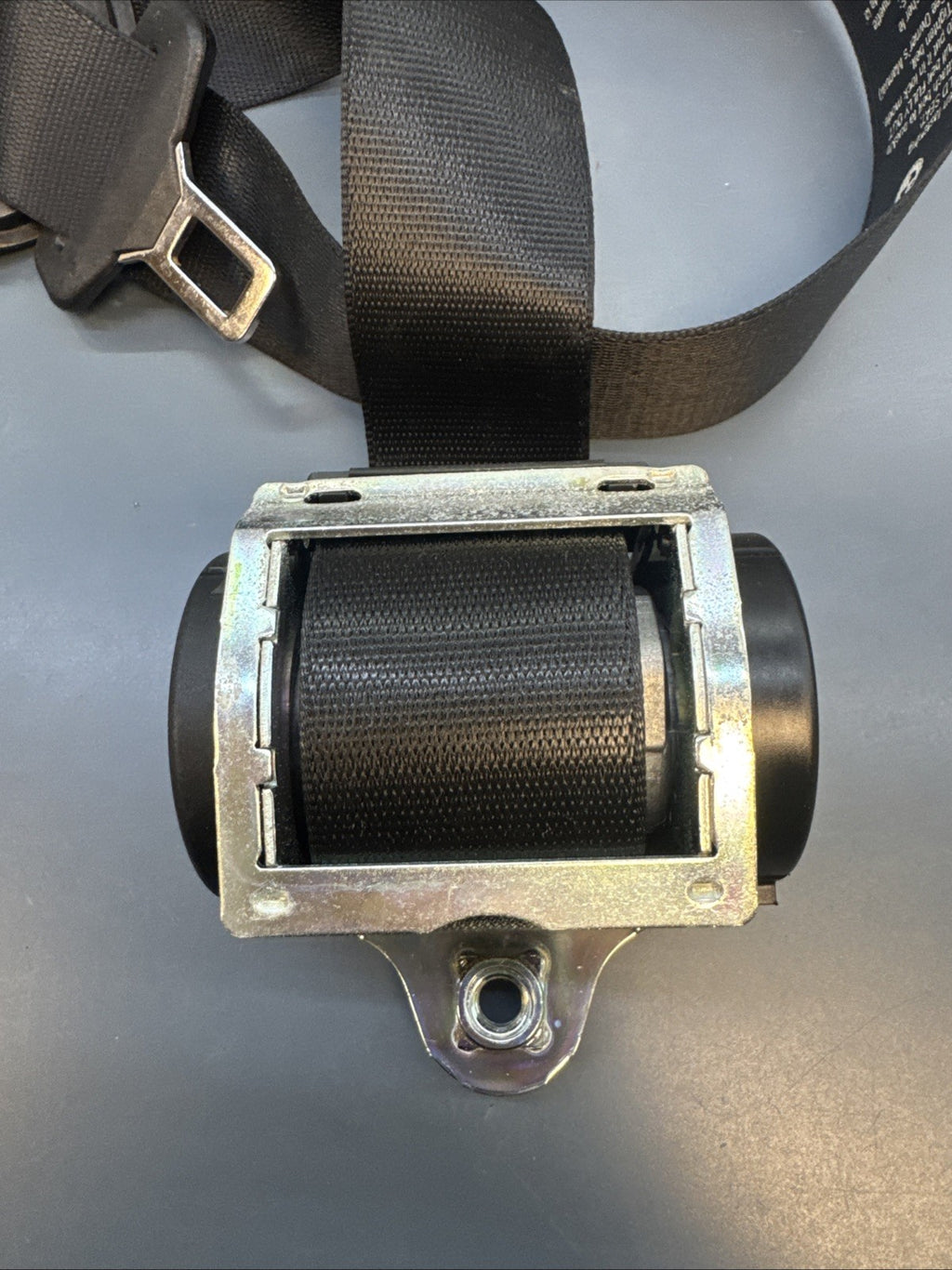 04-10 BMW E60 535i Front Right Passenger Seat Belt Retractor 603404600 OEM