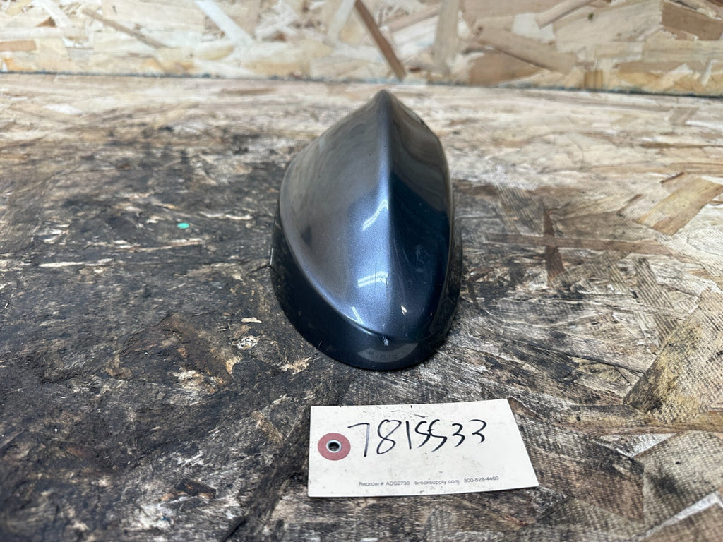 BMW 10-13 F10 5 SERIES FROMT RIGHT PASSENGER SIDE MIRROR CAP DK SILVER A3331436