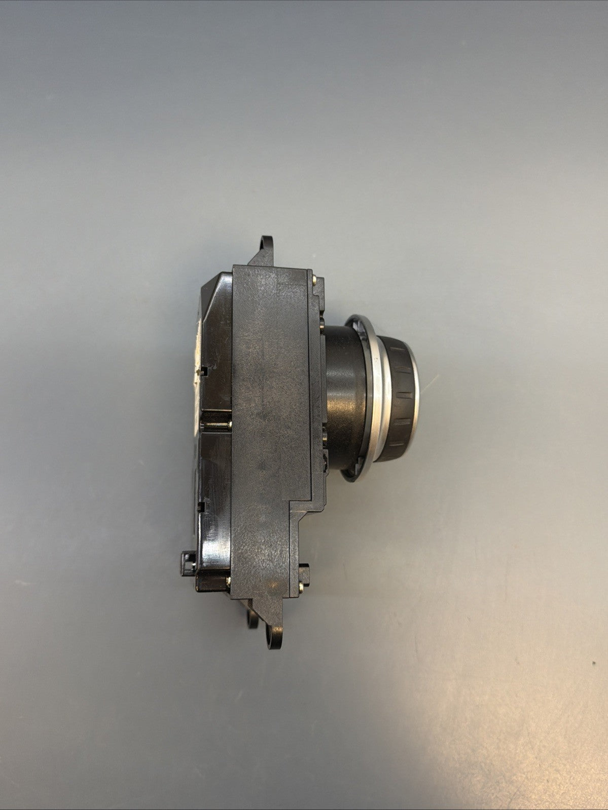 04-10 BMW E60 530i 528i 550i Center Console iDrive Control Module OEM 6941801