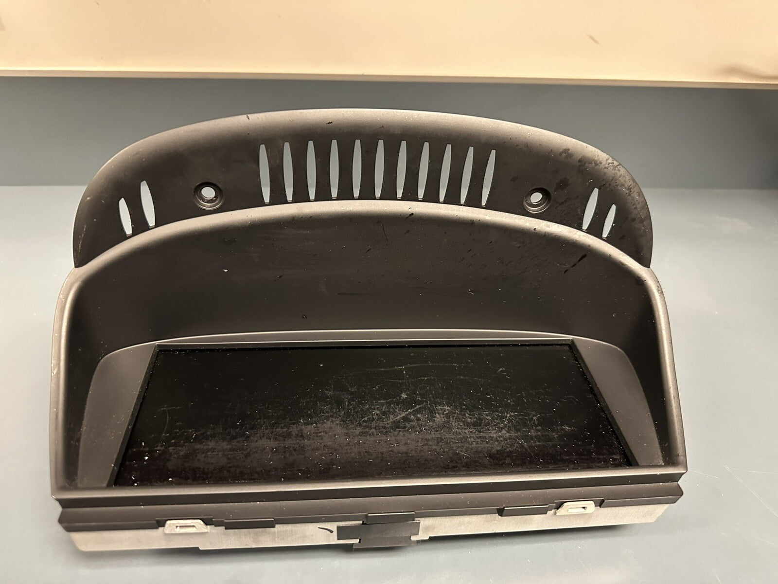 09-13 BMW E90 E92  328i 335i Navigation Screen Display Monitor OEM 9211969