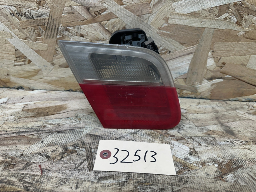 BMW 99-02 E46 PRE LCI INNER TRUNK TAIL LIGHT SET 1 OEM 1 AFTERMARKET 084441302
