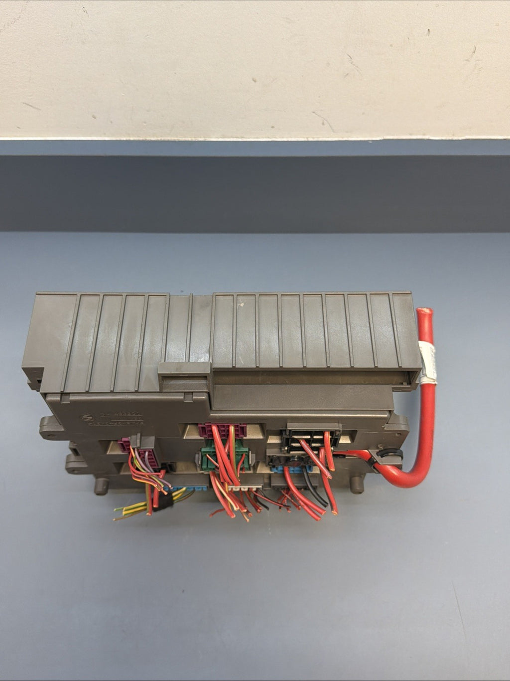 BMW 1 3 X1 Series E90 E91 E84 E87 Fuse Box Front Power Distribution 9119444