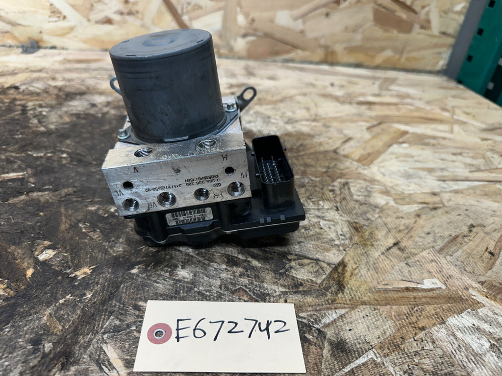 BMW 06-11 E90 ABS ANTI LOCK BRAKE PUMP+CONTROL MODULE OEM 6768550/6780161