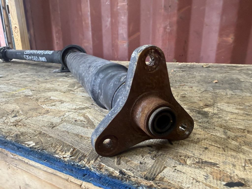 2008 535XI E60 REAR DRIVESHAFT  74649 7573493 "NOTE"