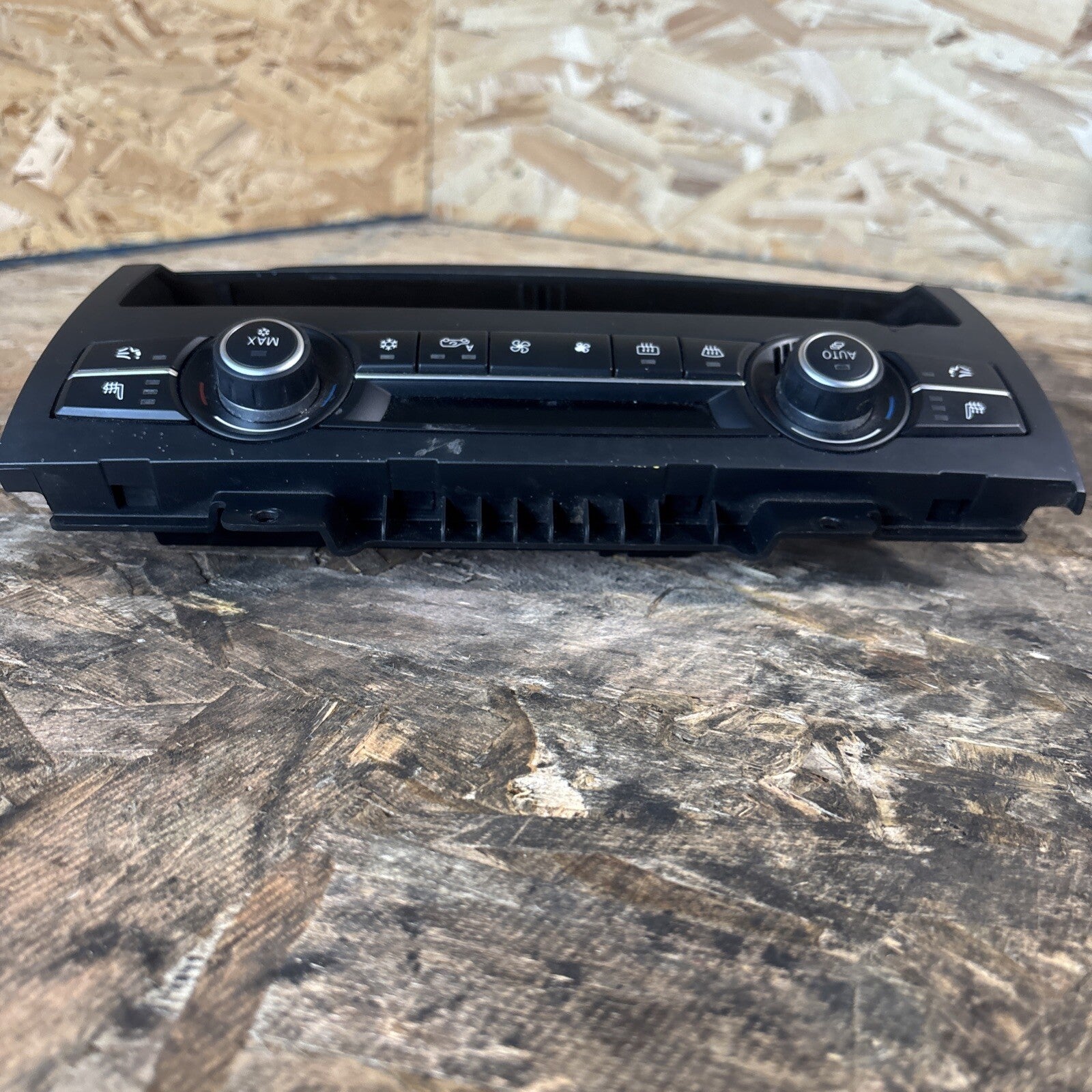 USED BMW X5 E70 HVAC CLIMATE CONTROL W/BAZEL 9262781-01/AB