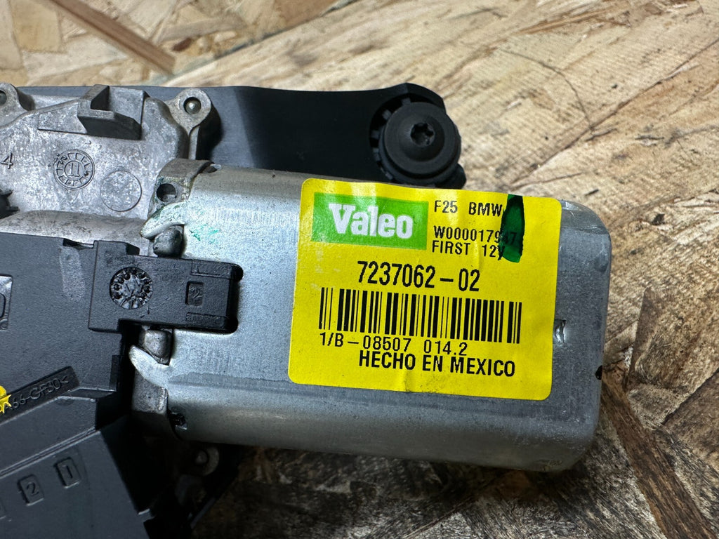 VALEO REAR WINDOW WIPER MOTOR FOR BMW F25 X3 67637237062. AFTERMARKET 7237062