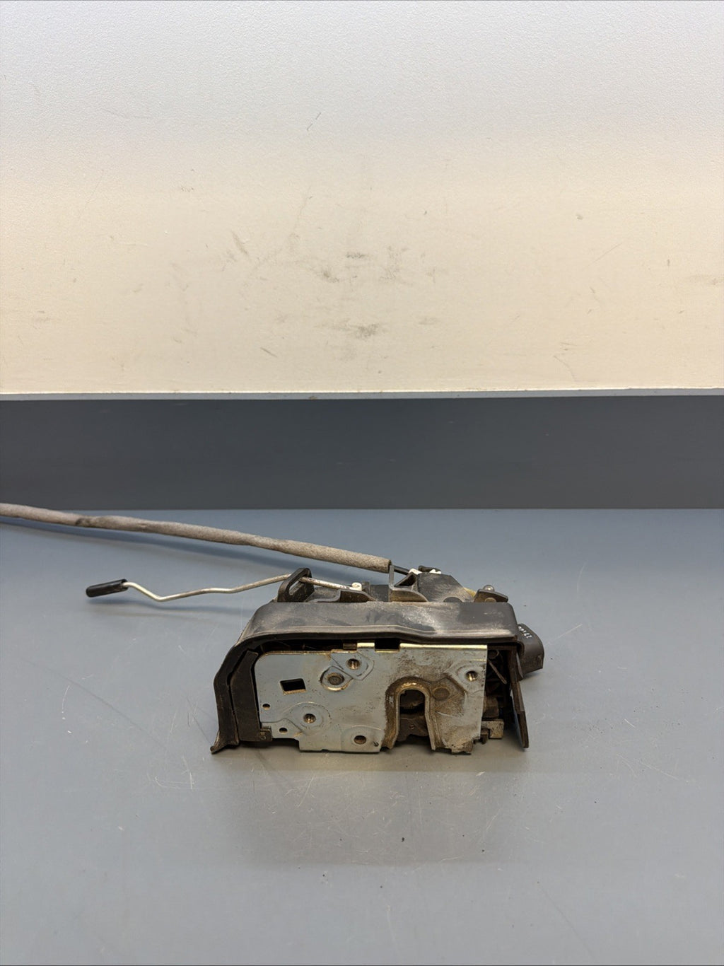 00-06 BMW X5 E53 OEM FRONT RIGHT DOOR LOCK LATCH ACTUATOR 8402540