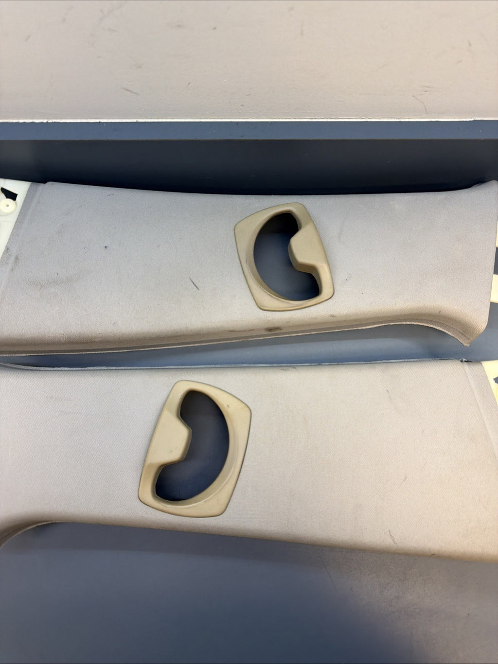07-11 BMW E90 SEDAN B PILLAR SEAT BELT COVER TRIM LEFT RIGHT 7058335 7058336