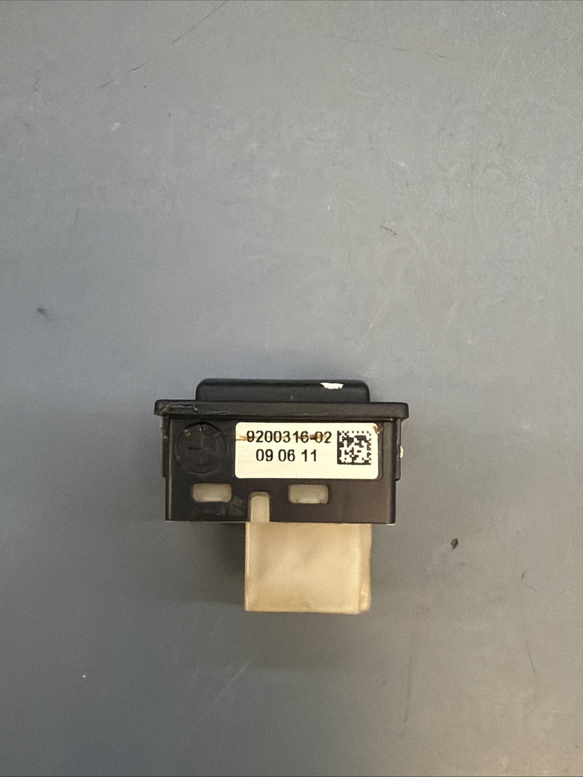 09-13 BMW 328i xDrive Trunk Release Switch Open Button 9200316 OEM
