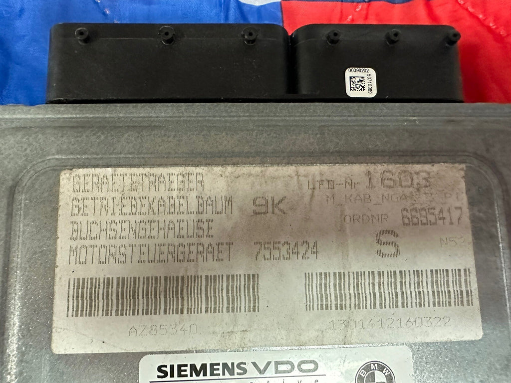 BMW N52 2.5 ENGINE CONTROL MODULE DME MSV70 CAS2 KEY ECU SET OEM 7553116