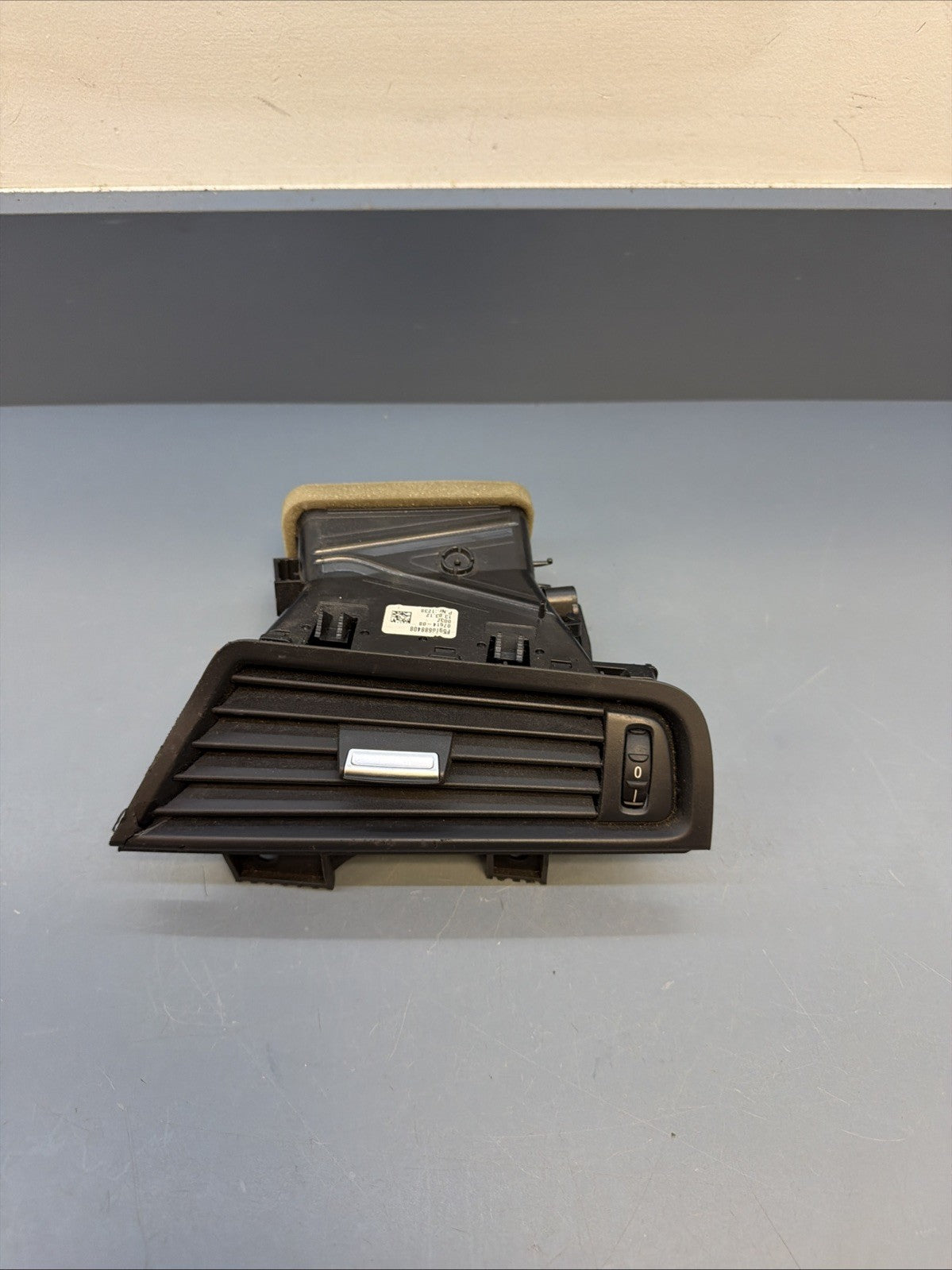 11-16 BMW F10 528I 535I 550I M5 FRONT RIGHT DASH DASHBOARD AC AIR VENT 9166884