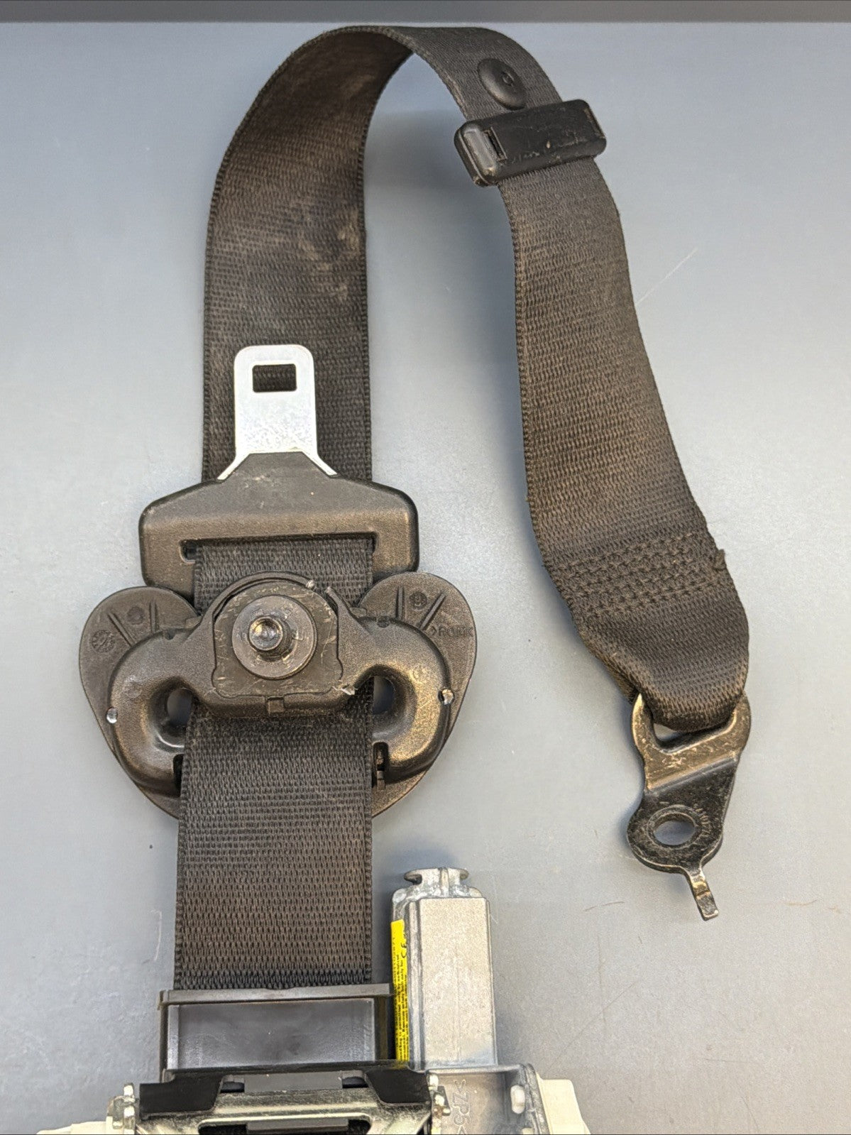 12-18 BMW F30 320i 328i 335i Front Right Passenger Side Seatbelt 34107541 OEM