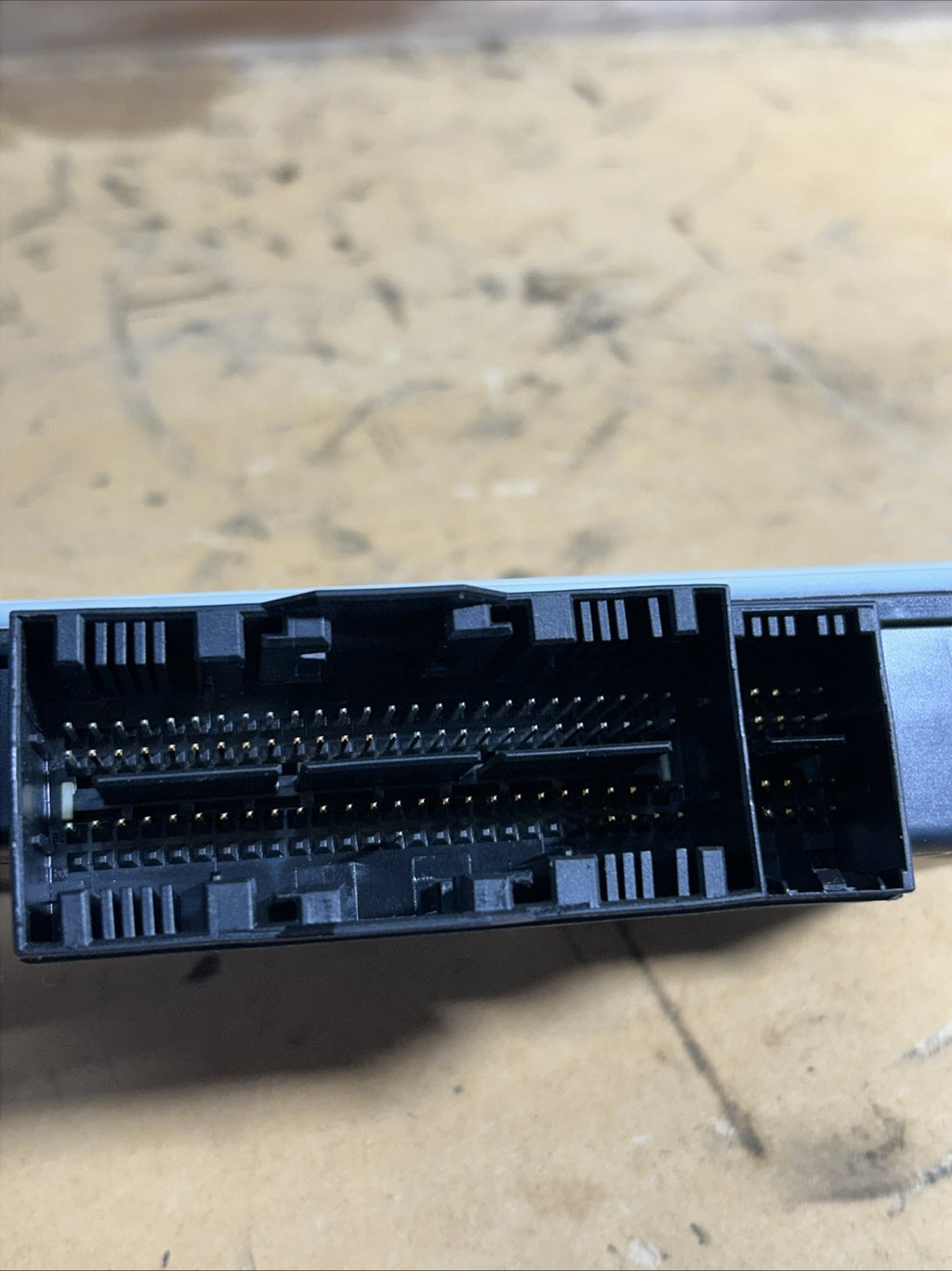 BMW 3 4 5 Series F10 F30 F32 F12 F25 F01 Control Module Unit 9280186 OEM