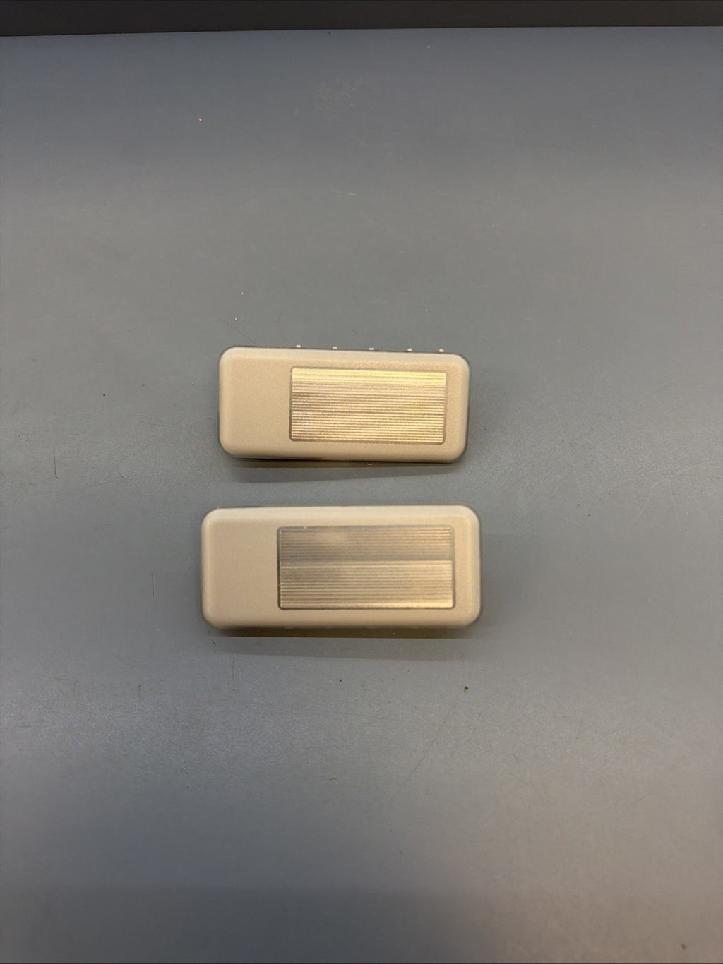 2004 - 2010 Bmw X3 E83 Light Lamp Hella Set Of 2 Interior 140929 Oem