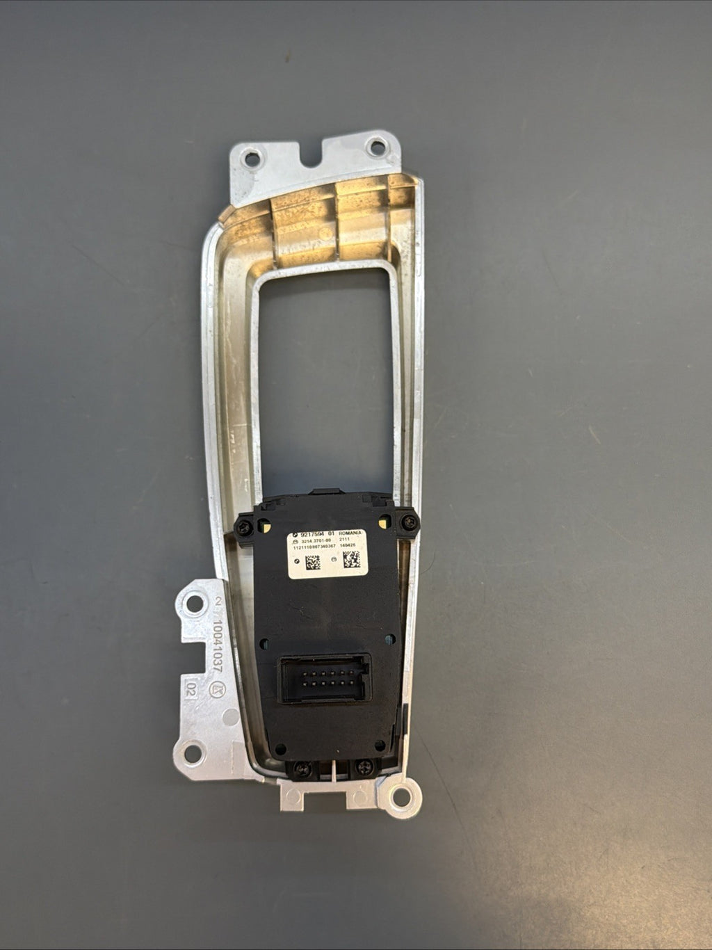 2011-2017 BMW 5 6 X3 X4 F10 F25 Parking Brake / HILL HOLD Switch OEM 9217594