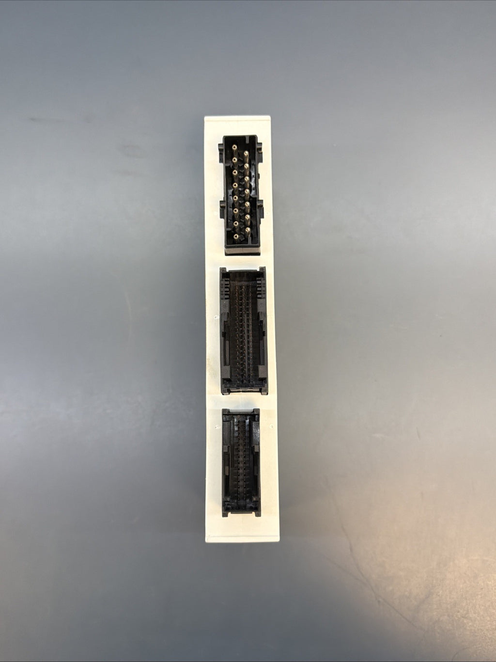 BMW 2003-2010 E83 X3 BODY CONTROL MODULE BCM OEM 6963338