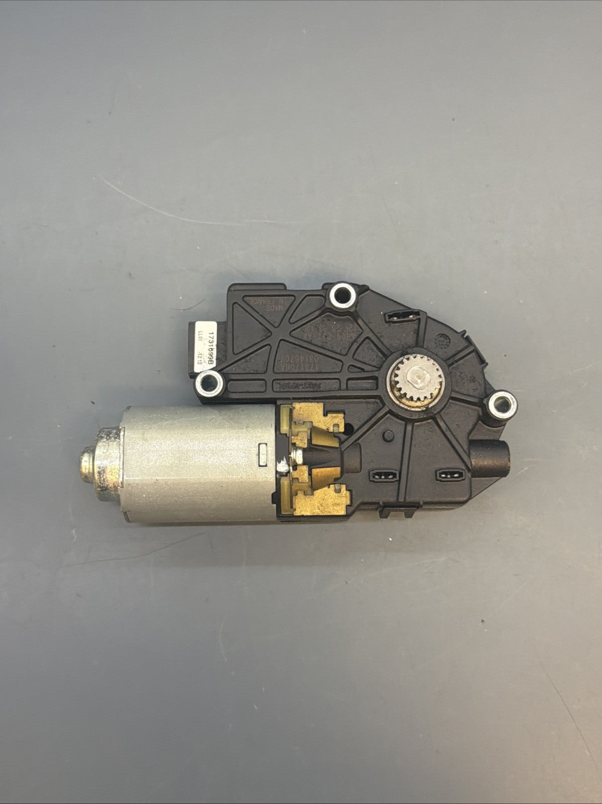 12-18 BMW F30 F34 3-SERIES SUNROOF MOTOR DRIVE UNIT 7316536 OEM
