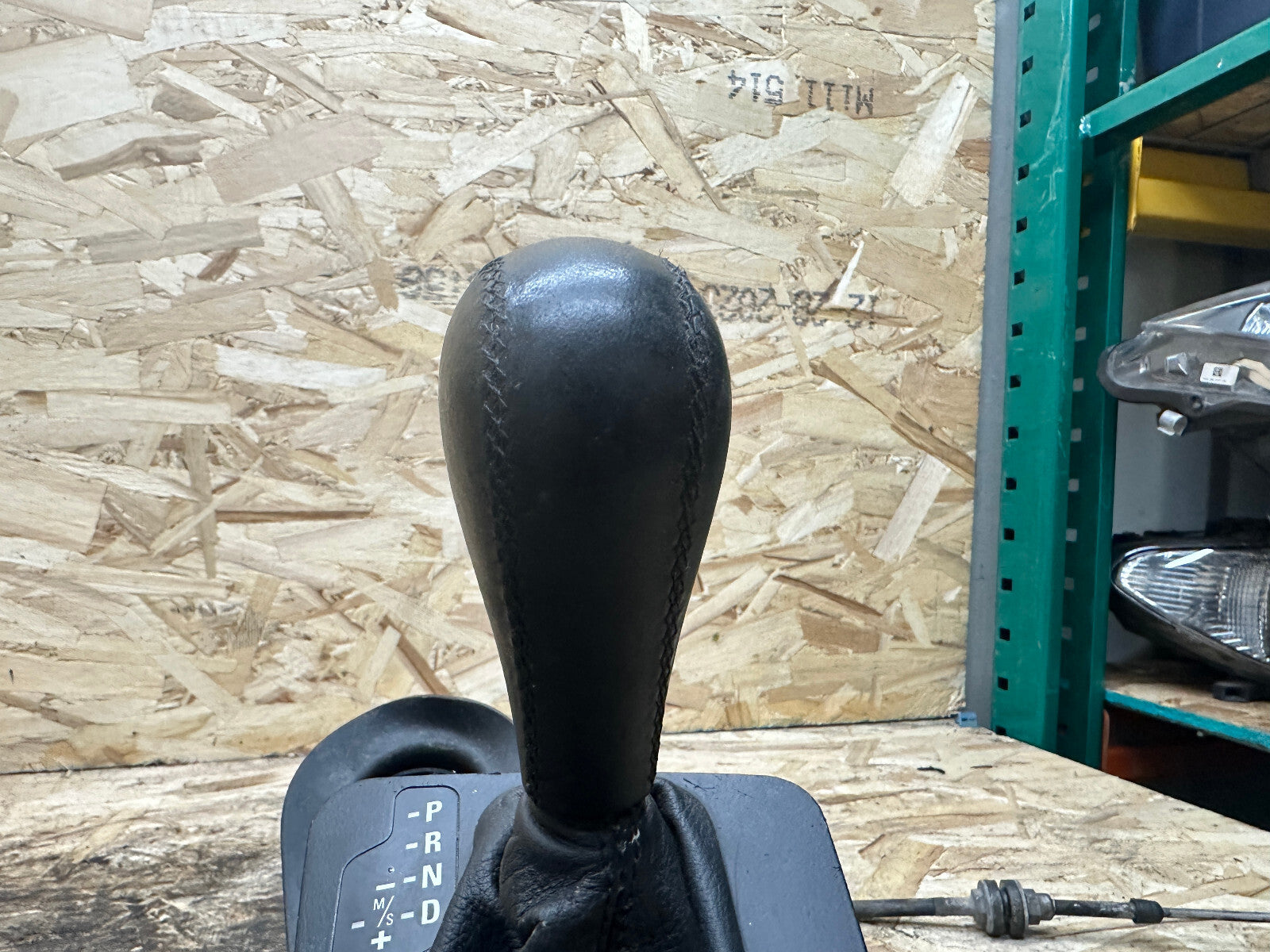 BMW 98-06 E46 3 SERIES STEPTRONIC AUTOMATIC TRANS GEAR SHIFTER/SELECTOR 7515261