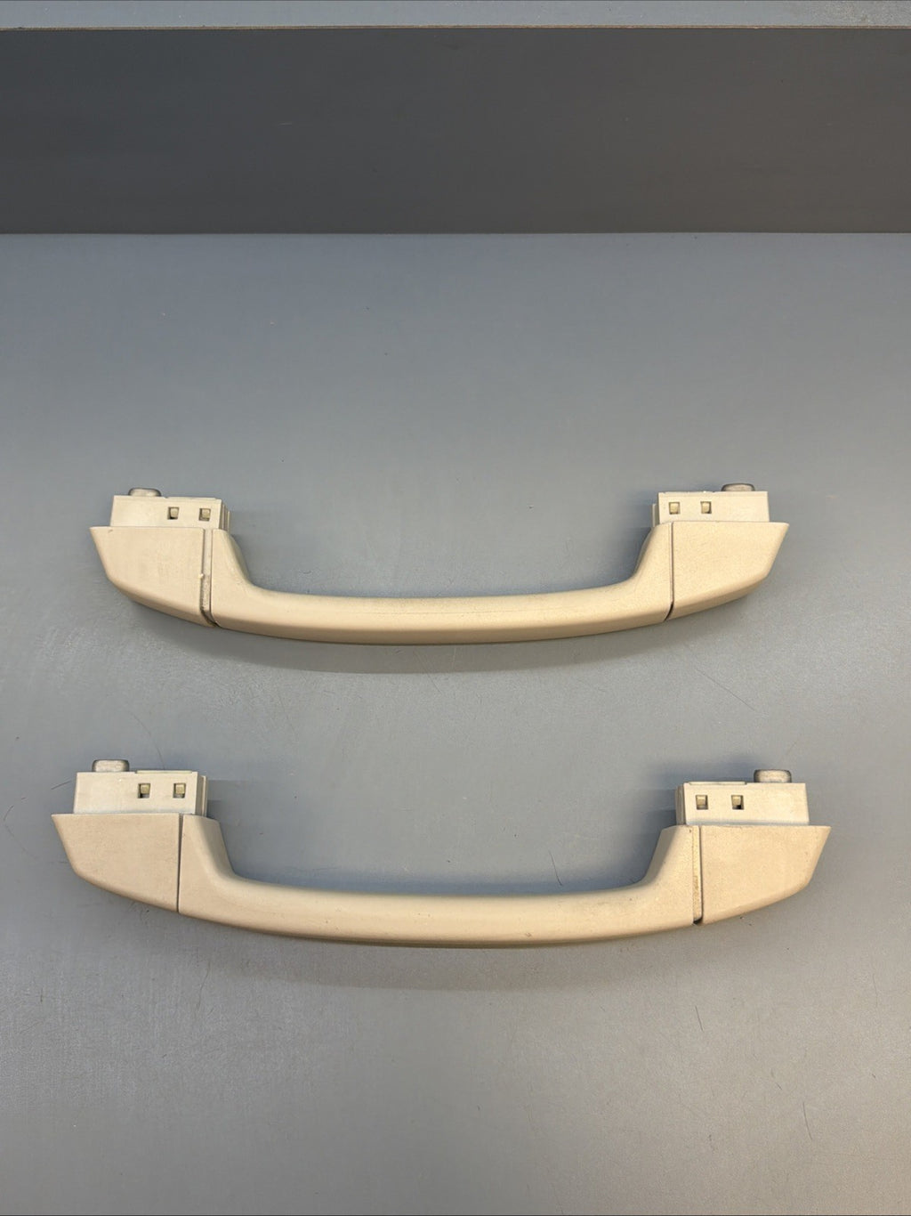 2004-2010 BMW E83 X3 Interior Front & Rear Roof Grab Handle Set of 4 Gray