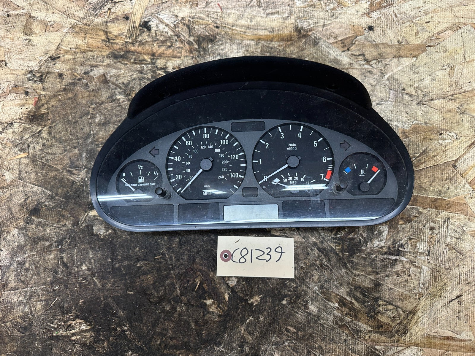 BMW 1999-2005 E46 3 SERIES SPEEDOMETER INSTRUMENT GAUGE CUSTER MPH OEM 6940876
