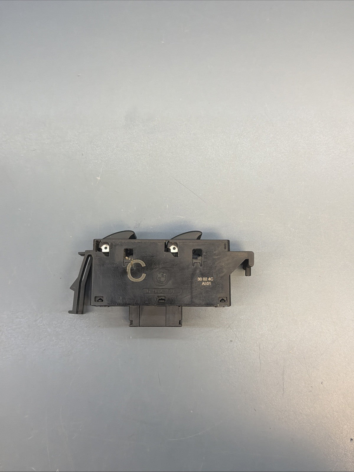 BMW E46 Window Master Switch Right Coupe Vert 6902178 00-06 323 325 328 330 M3