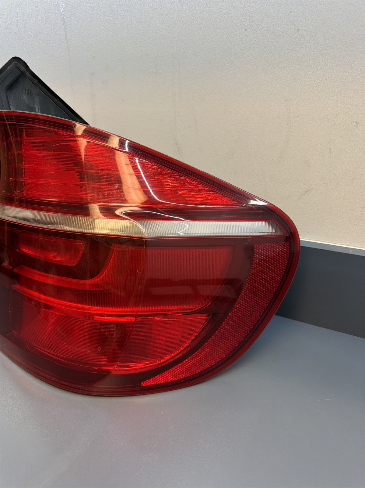 2011-2013 BMW X5 X5M E70 Tail Light Right Passenger side 7227792 OEM
