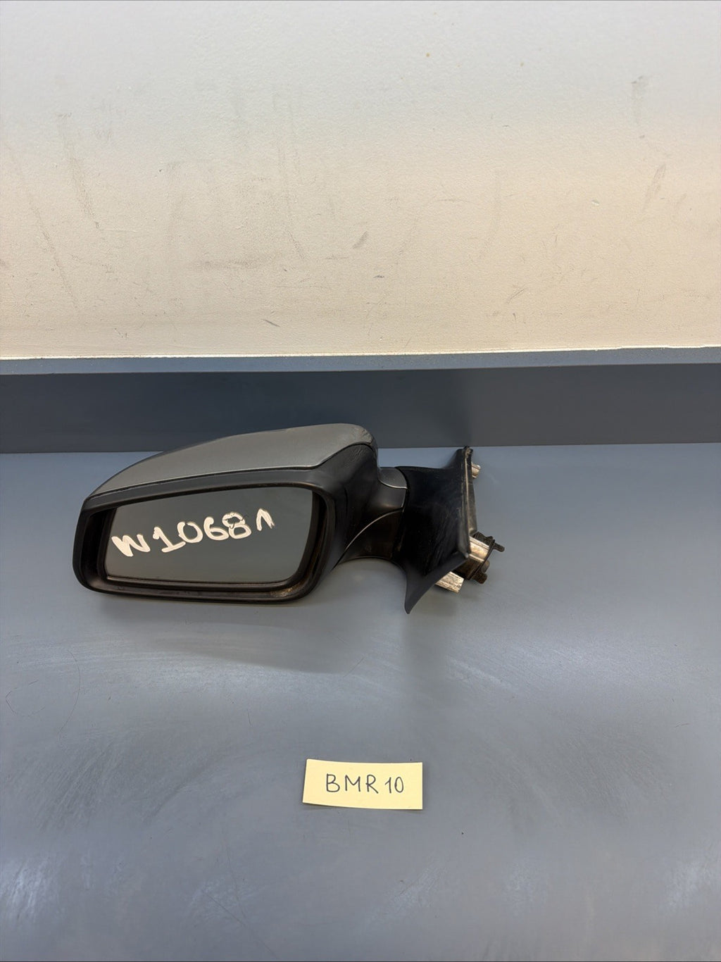 2011-2013 BMW F10 5 SERIES DRIVER SIDE LEFT MIRROR ASSEMBLY OEM F0153401 *NOTE*