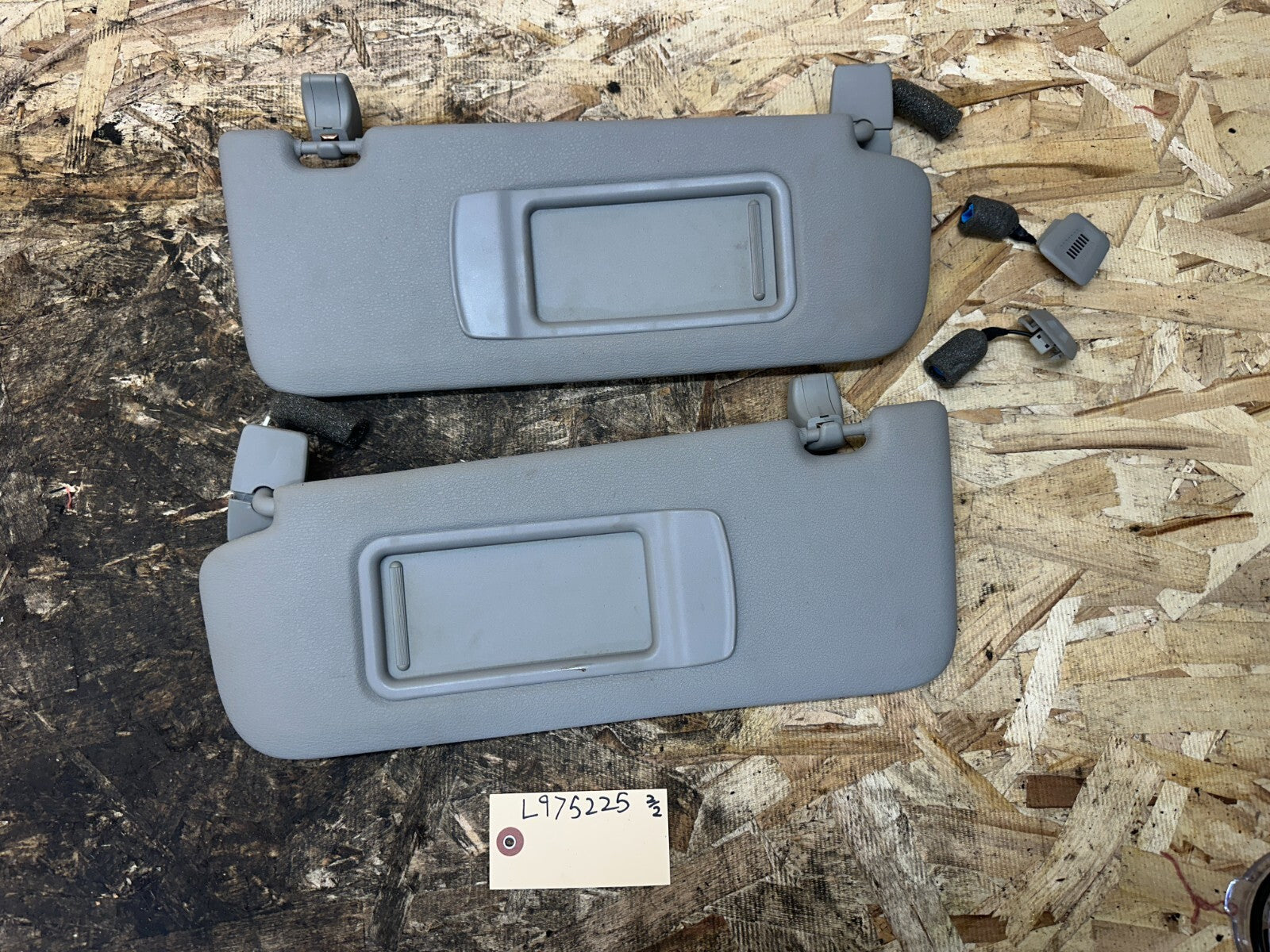BMW 11-17 F25 X3 SUN VISOR+HANDS FREE MICROPHONE SET GRAY OEM 51167263569+70