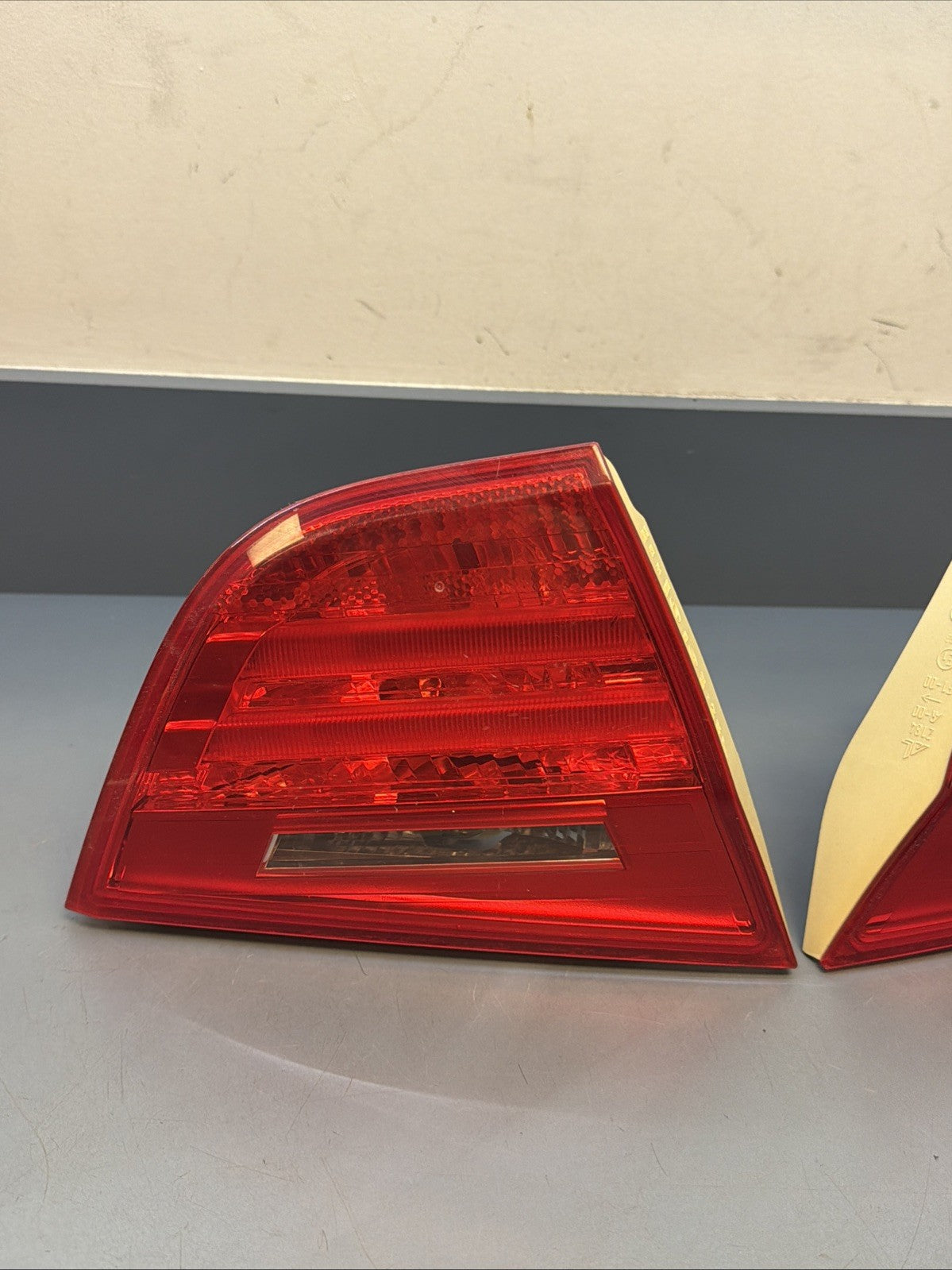 09-11 BMW E90 SEDAN LCI Rear Left Right Inner Tail Light Set OEM 7154155 7154156