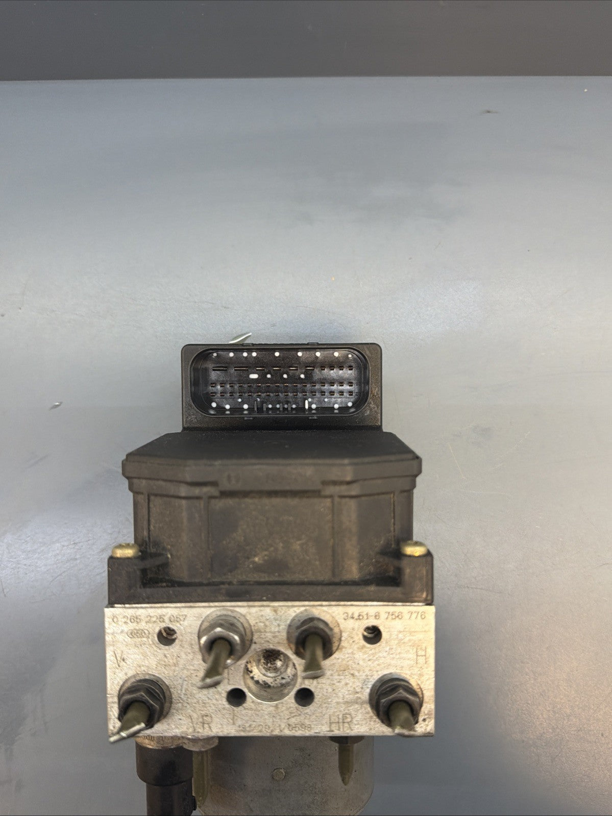 BMW E46 3 series 2.5xi 3.0xi ABS PUMP BRAKE ECU CONTROL DSC HYDRAULIC 6756776