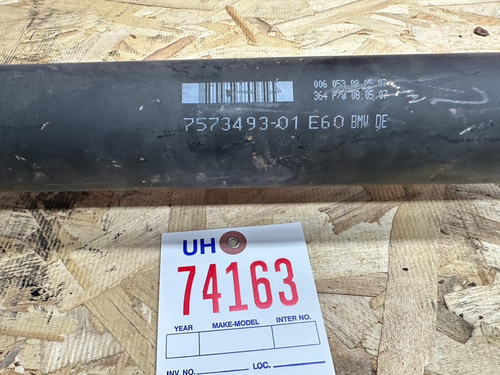 OEM BMW REAR DRIVESHAFT FITS AUTOMATIC 04-10 E60 E61 525 528 530 535 7573493