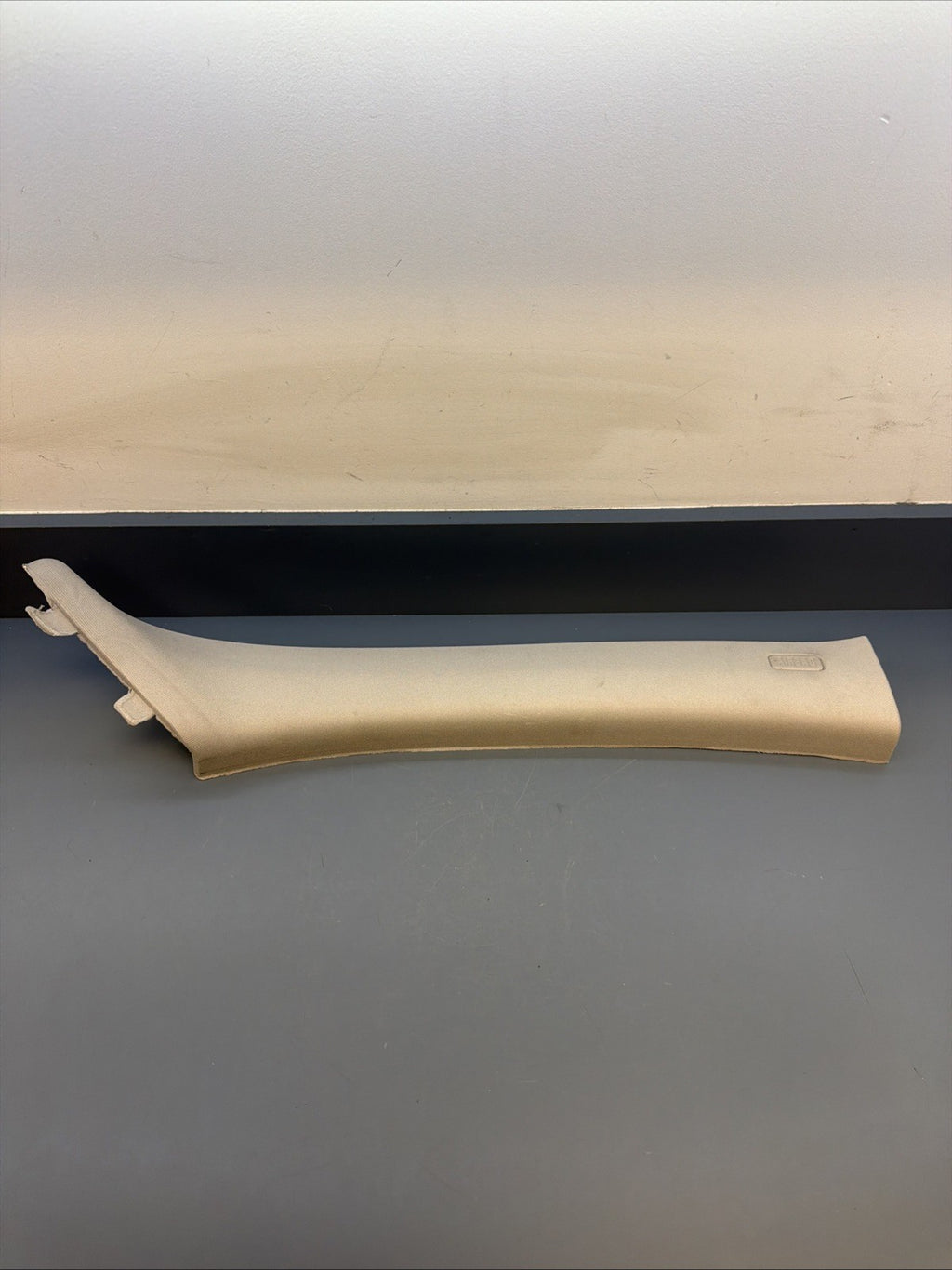 BMW E90 Series 4dr Front Left A Pillar Cloth Trim 7058332 GRAY