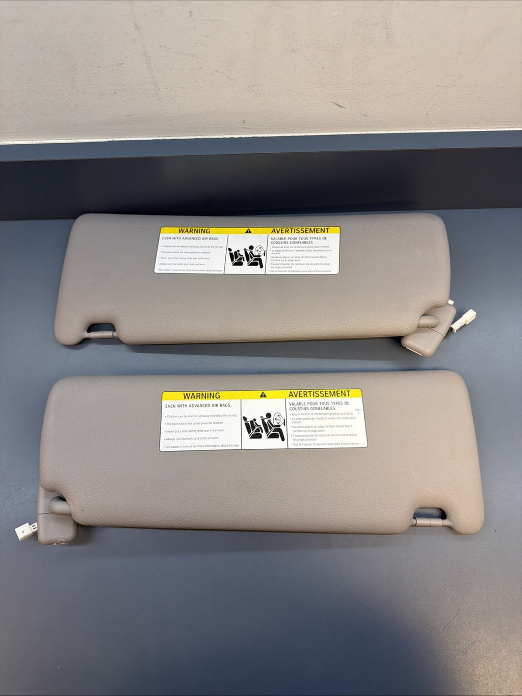 2012 - 2018 BMW 3-Series 4-Series F30 F32 Front GRAY Sun Visor OEM