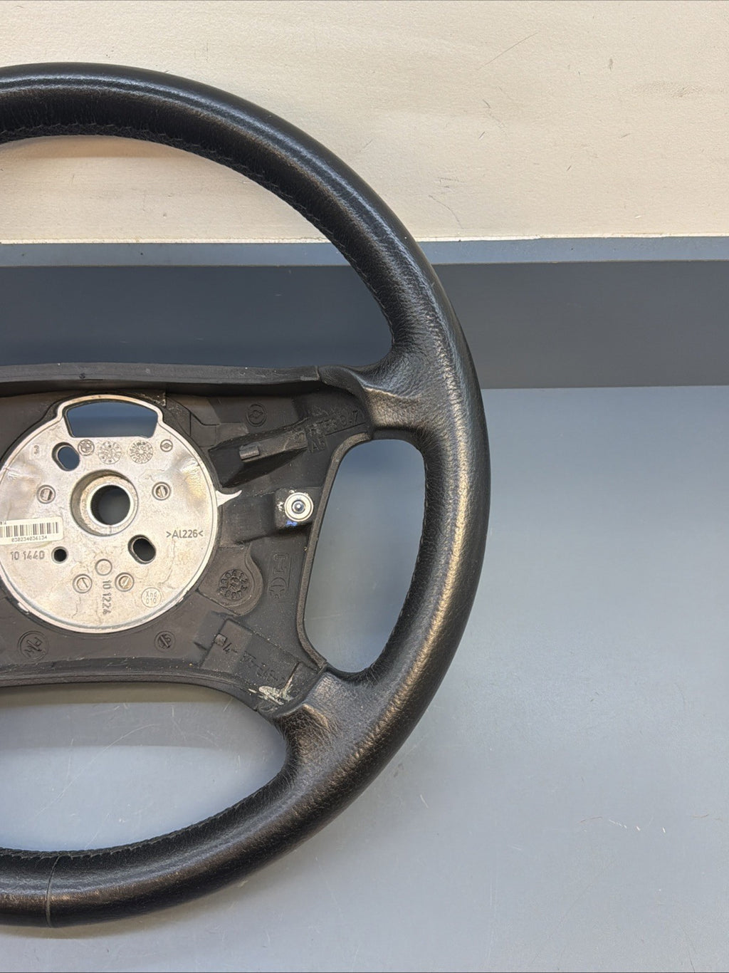 99-06 BMW OEM 330XI STEERING WHEEL W/O CONTROL SWITCHES LEATHER BLACK 6753947