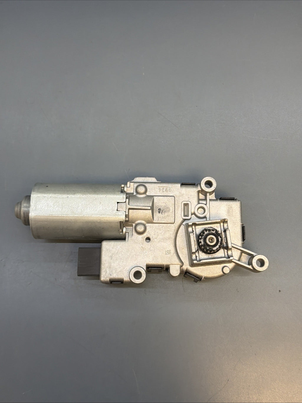 2007 - 2010 BMW E83 X3 Sunroof Roof Motor Unit 6922652 OEM