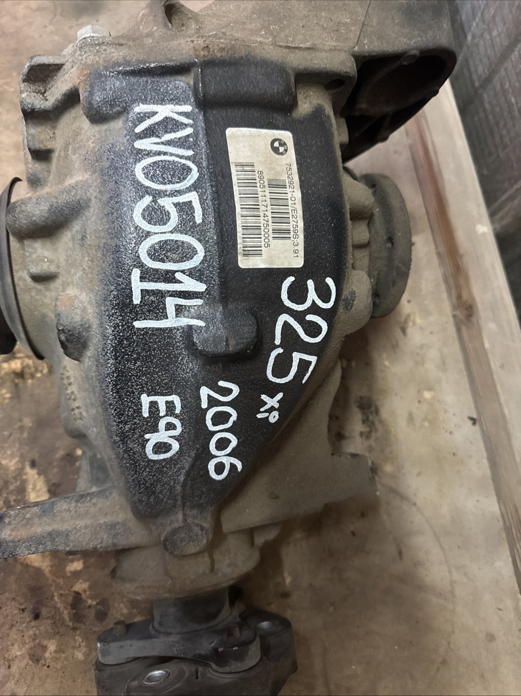 BMW REAR DIFFERENTIAL E90 SERIES 325XI AUTO FINAL DRIVE 3.91 7532921