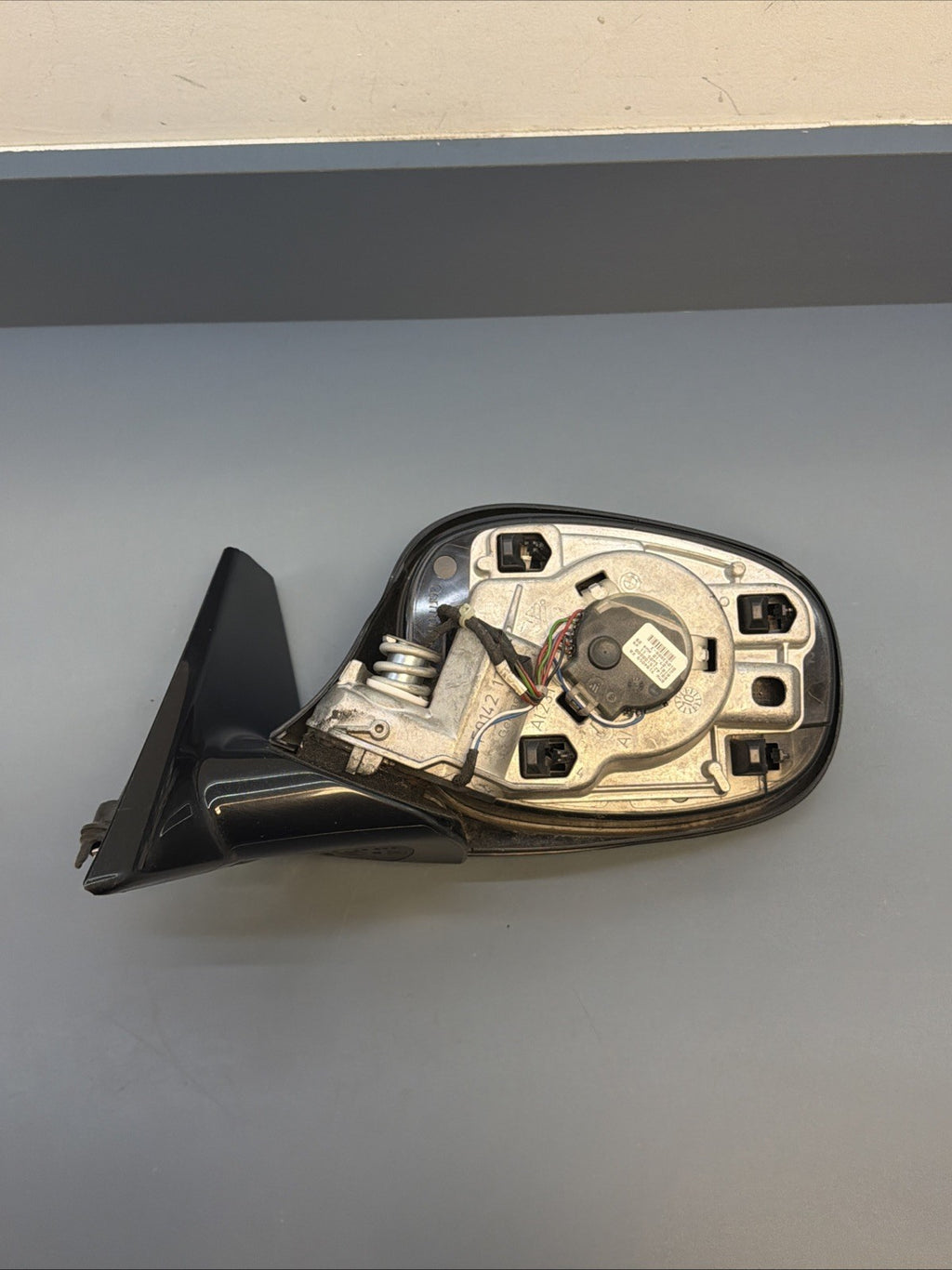 09-11 OEM BMW E90 E91 Sedan LCI Driver Side Mirror Assembly Heated 7182695 *READ