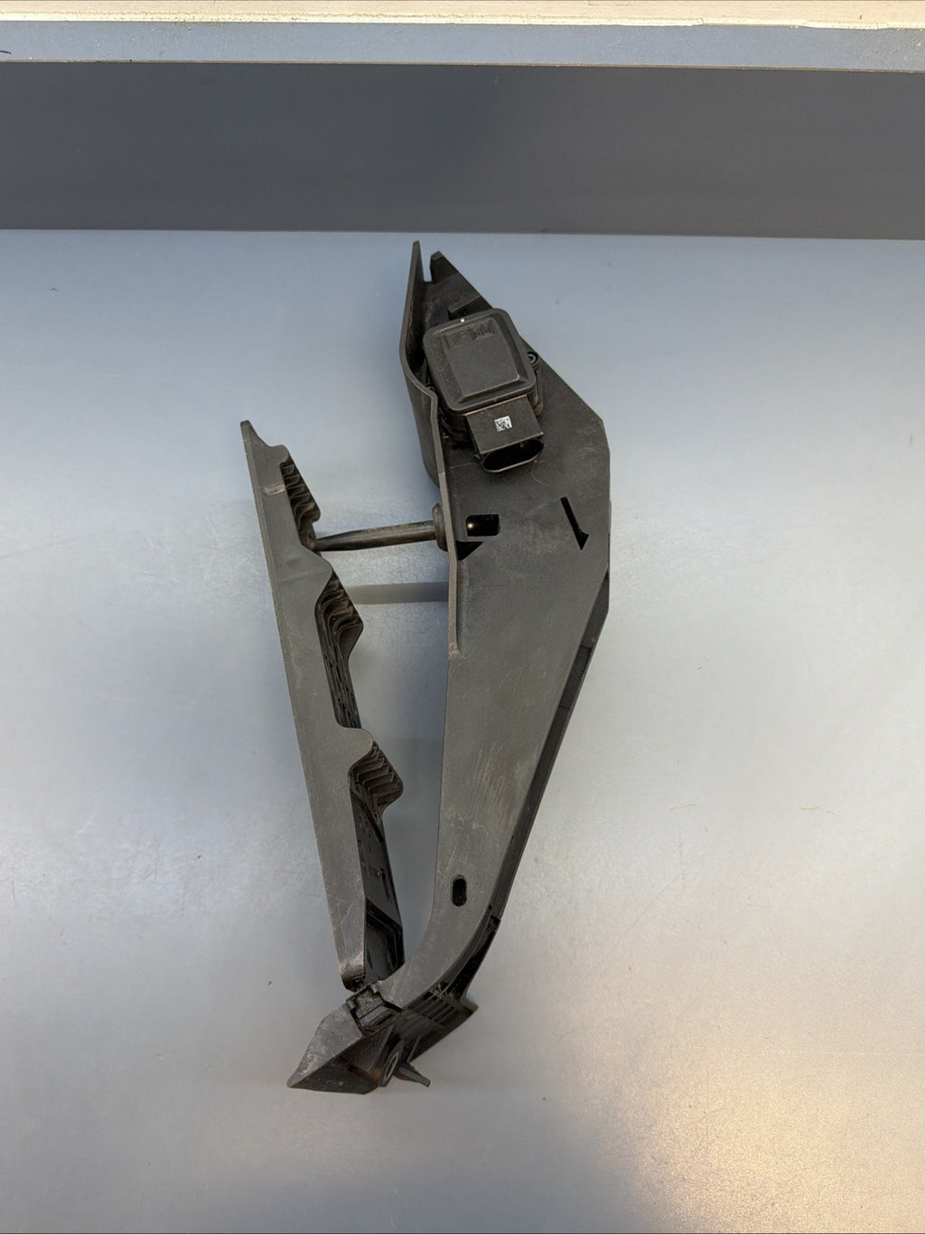 BMW E60 E90 E92 E83 3 5 SERIES X3 THROTTLE ACCLERATOR GAS PEDAL OEM 6772645