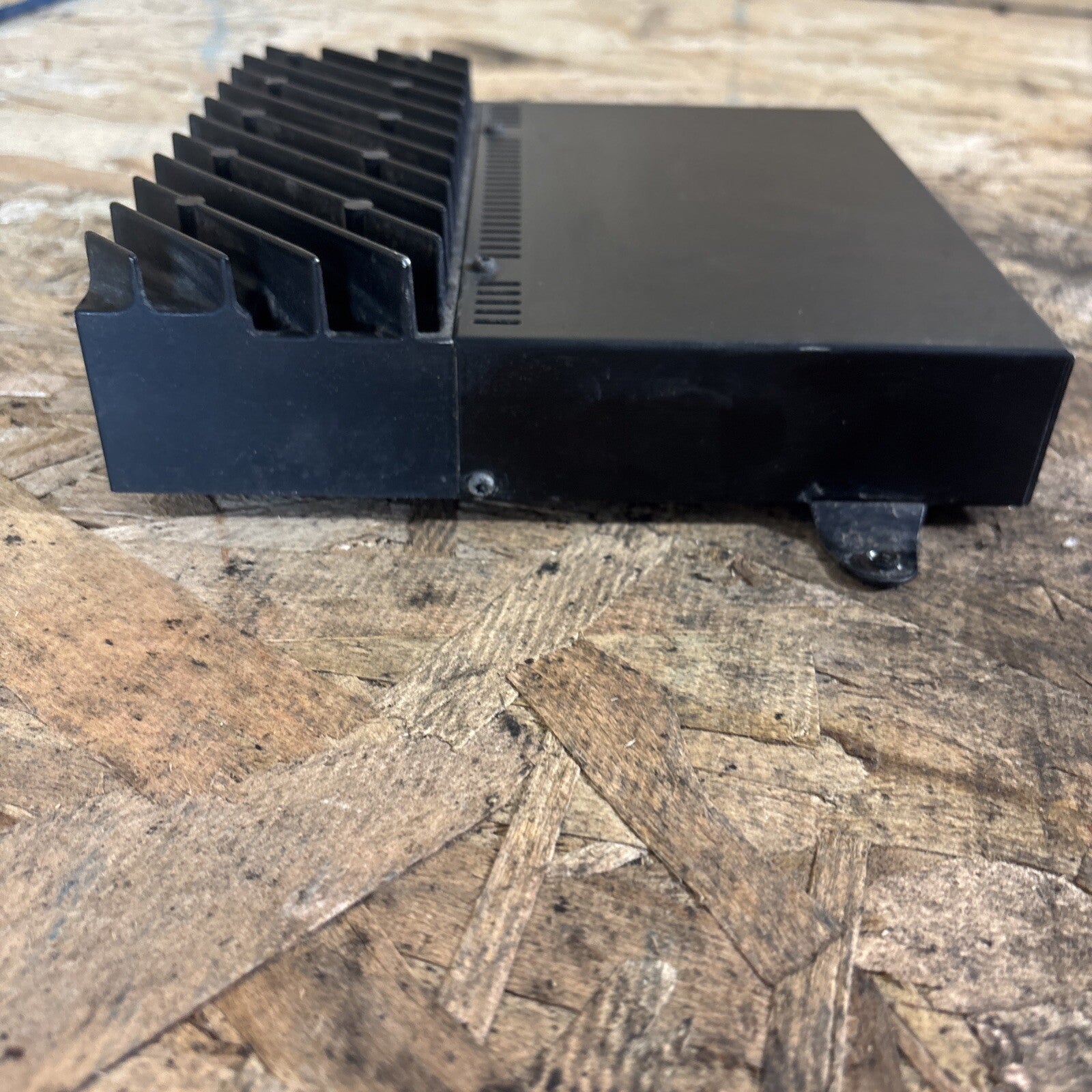 1999 2000 2001 BMW E46 328i AUDIO AMPLIFIER ASSEMBLY LEAR HIFI OEM 8368230