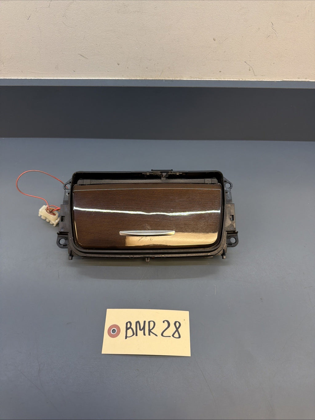 06-13 BMW 325i 328i 335i E90 E92 Center Console Ashtray Storage Tray OEM 7129555
