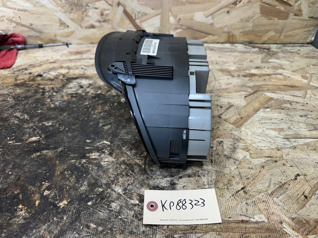 BMW E46 325i SPEDOMETER AND INSTRUMENT CLUSTER MPH OEM BMW 6940877