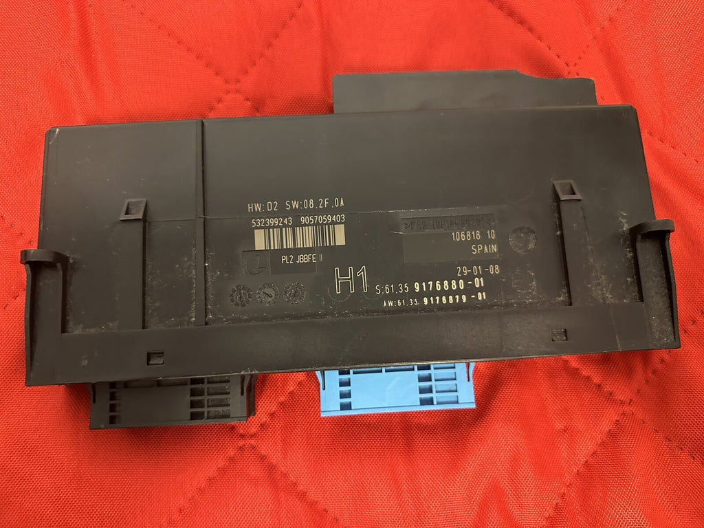 06-11 BMW E90 328 BODY CONTROL MODULE BCM JUNCTION BOX FOOTWELL OEM 9176880