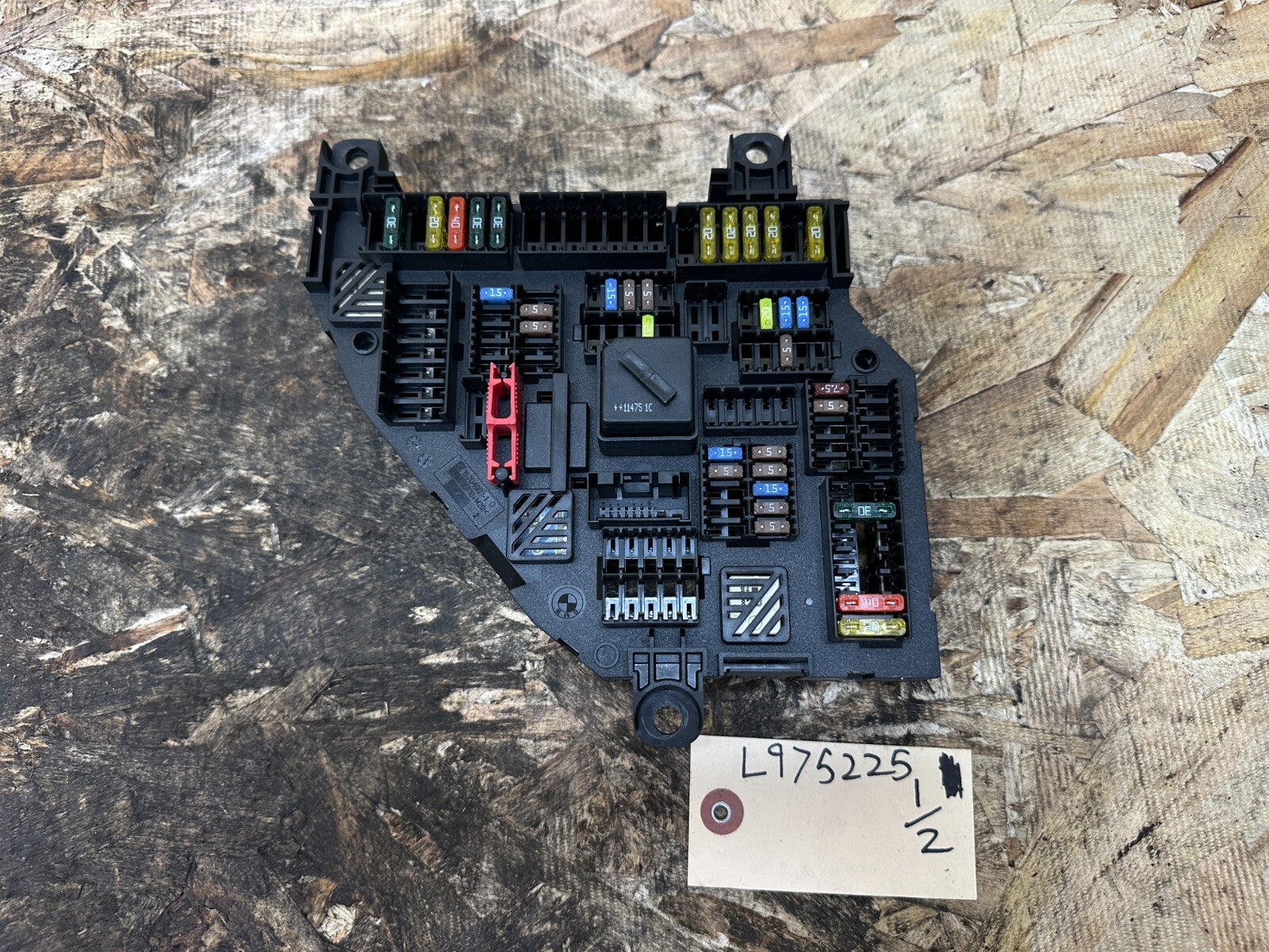 BMW 2011-2017 F25 X3 REAR TRUNK FUSE JUNCTION BOX OEM 9210859