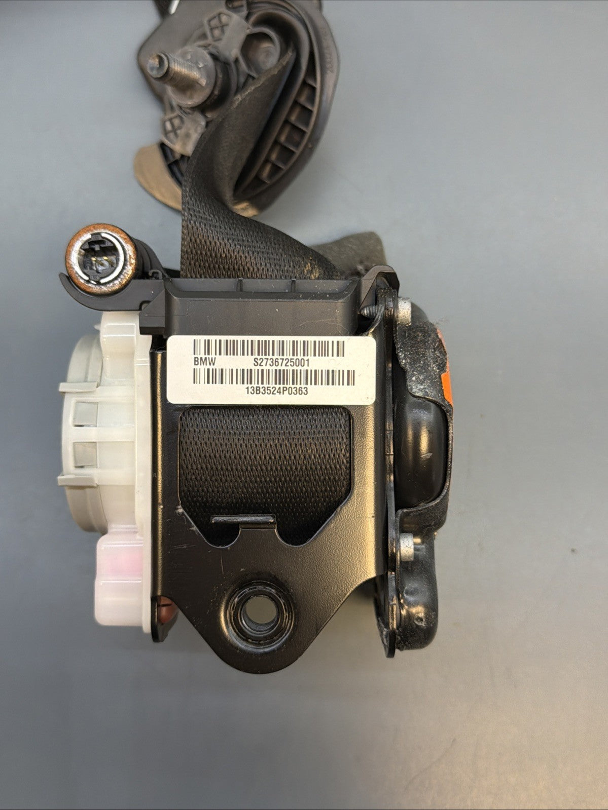2011-2017 BMW X3 Front Seat Belt bucket passenger buckle S2736725001 OEM