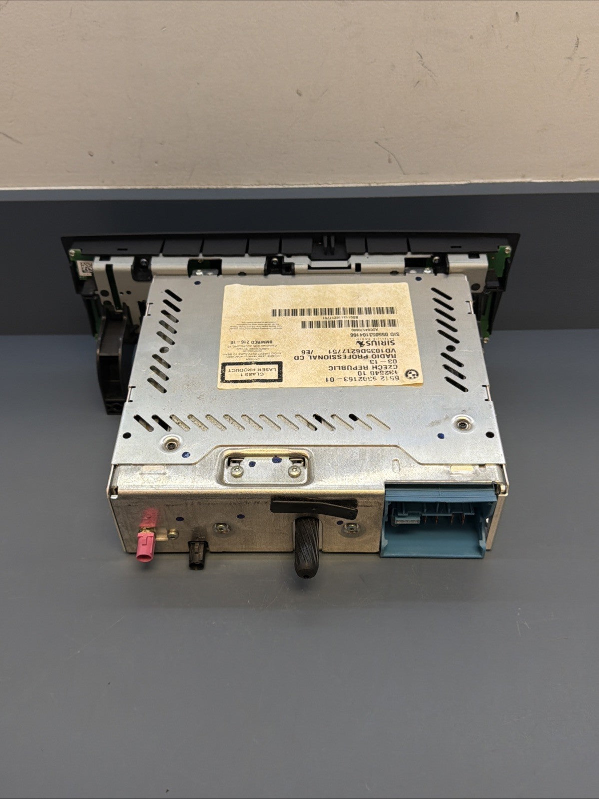 2012-2015 BMW X1 E84 AM FM CD RADIO MEDIA PLAYER RECEIVER CONTROL UNIT 9302163