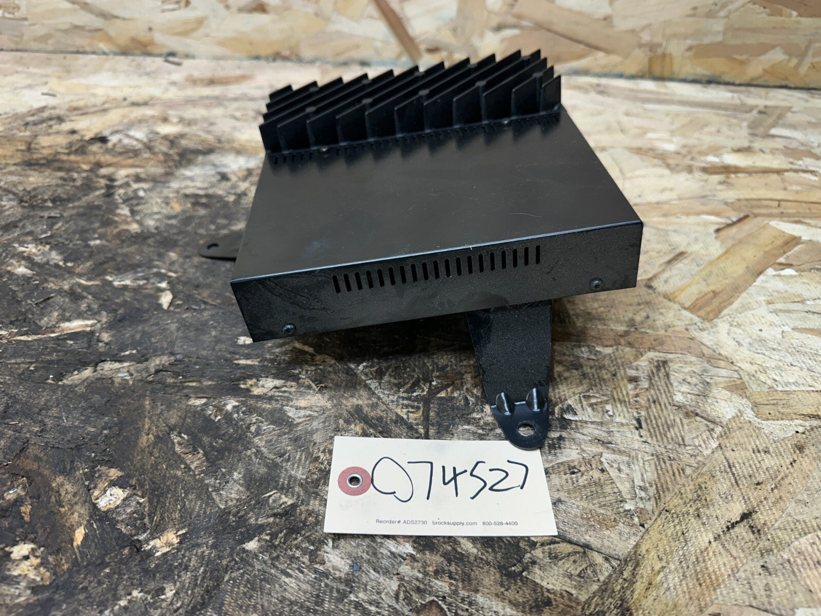 BMW 03-10 E83 X3 LEER STEREO RADIO AUDIO AMPLIFIER HiFi W BRACKET OEM 6990098