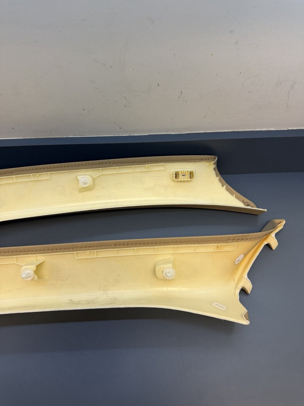 12-2015 BMW X1 Front Left Right A Pillar Trim Panel Cover 2990774 2990773 BEIGE